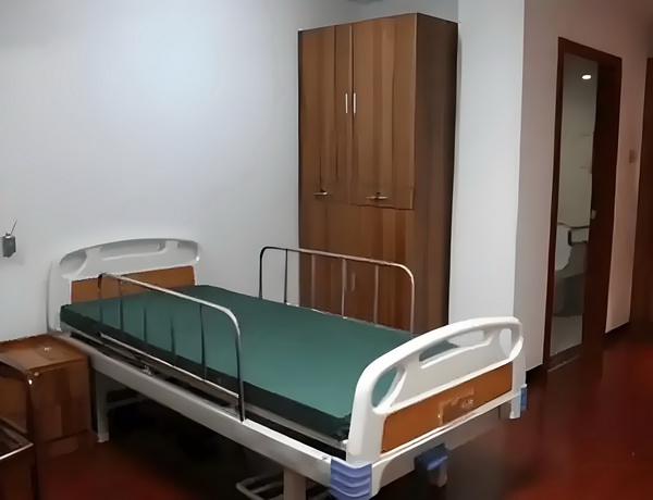可以！杜兰特美女主持人婚礼，带球突破绯闻，再凭实力单身！